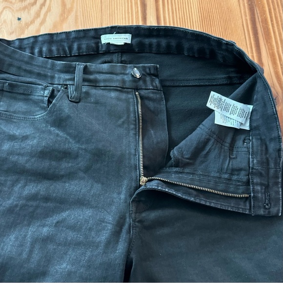 Good American Good Legs Coated Skinny Jeans - Picture 7 of 13